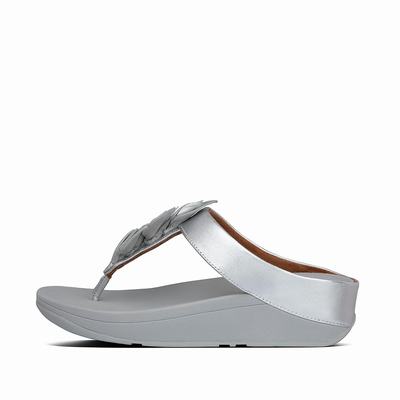 Sandały Fitflop FINO Leaf Metallic Leather Toe-Thongs Damskie Srebrne | Polska-05742